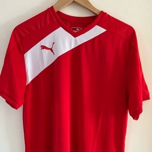 Brand new Puma soccer shirt - size Large